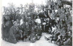 24.1 Σερραίοι στρατευμένοι και συγγενείς στο στρατόπεδο